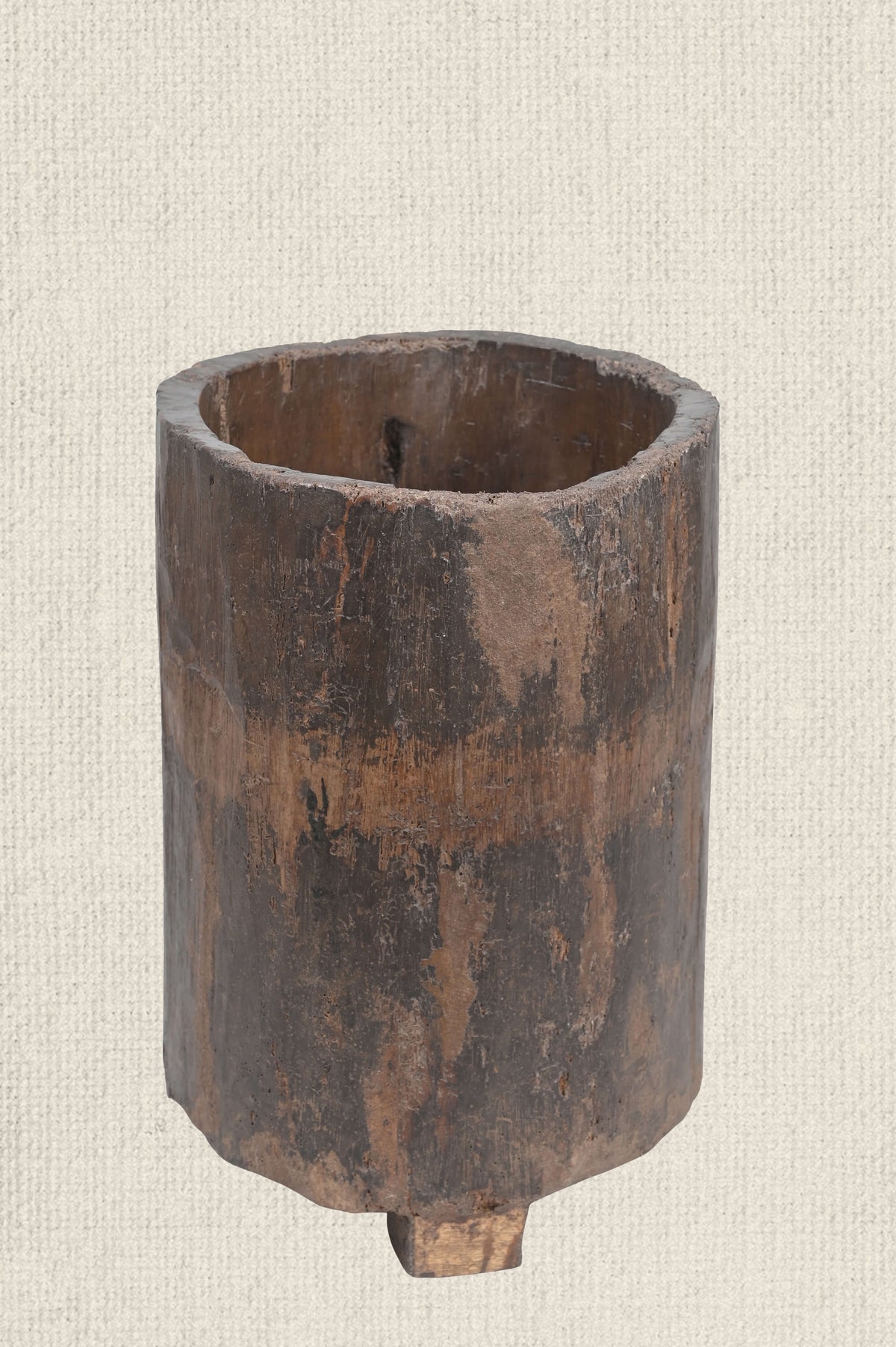 Antique Naga Wood Planter 18"
