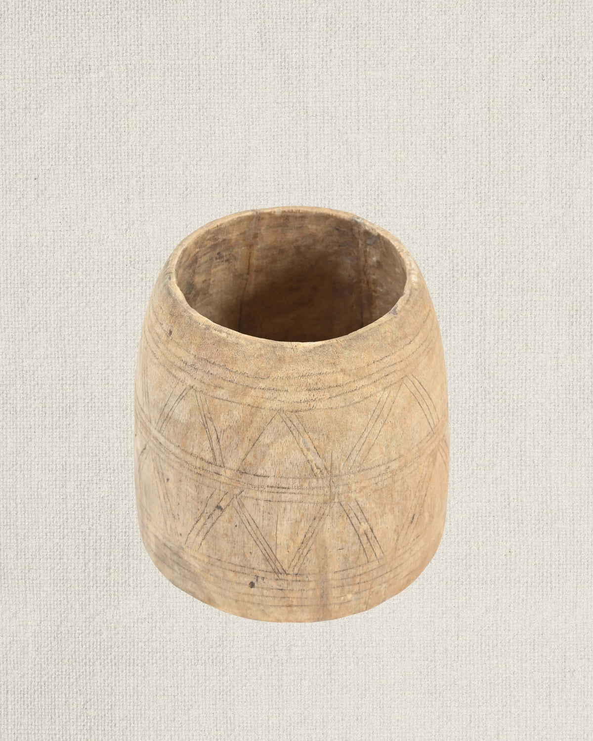 Bleached Teak Wood Pot 8"