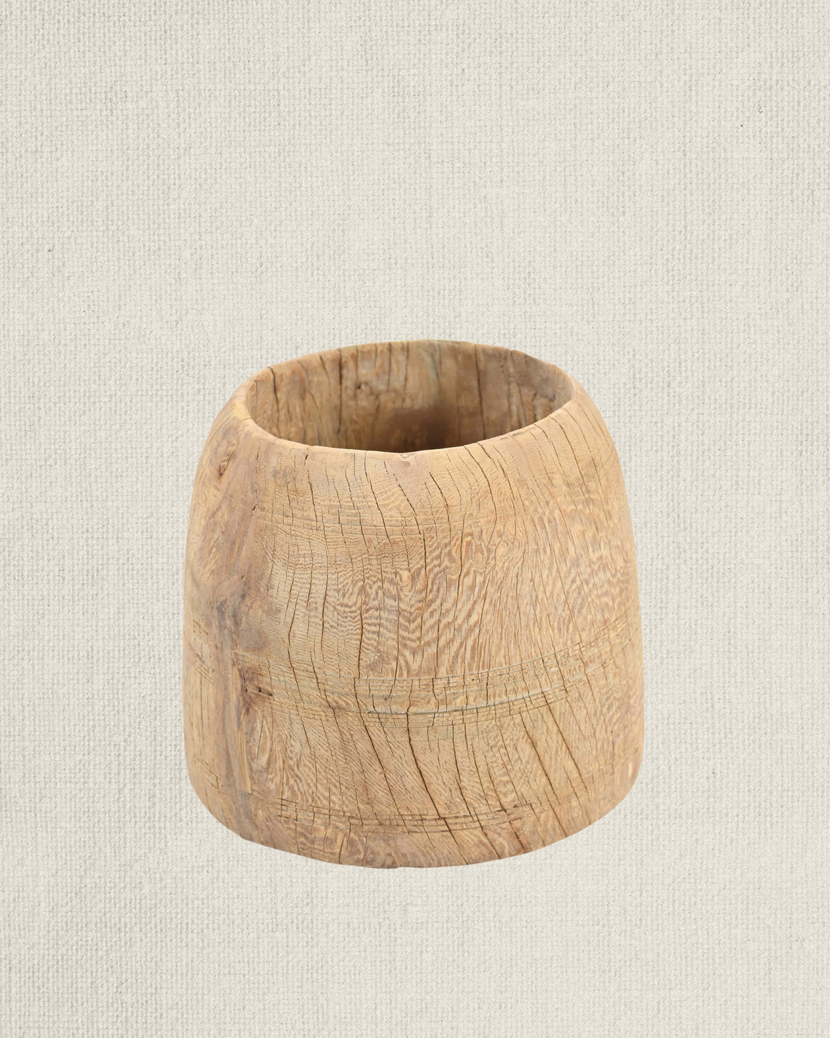 Bleached Teak Wood Pot 8"