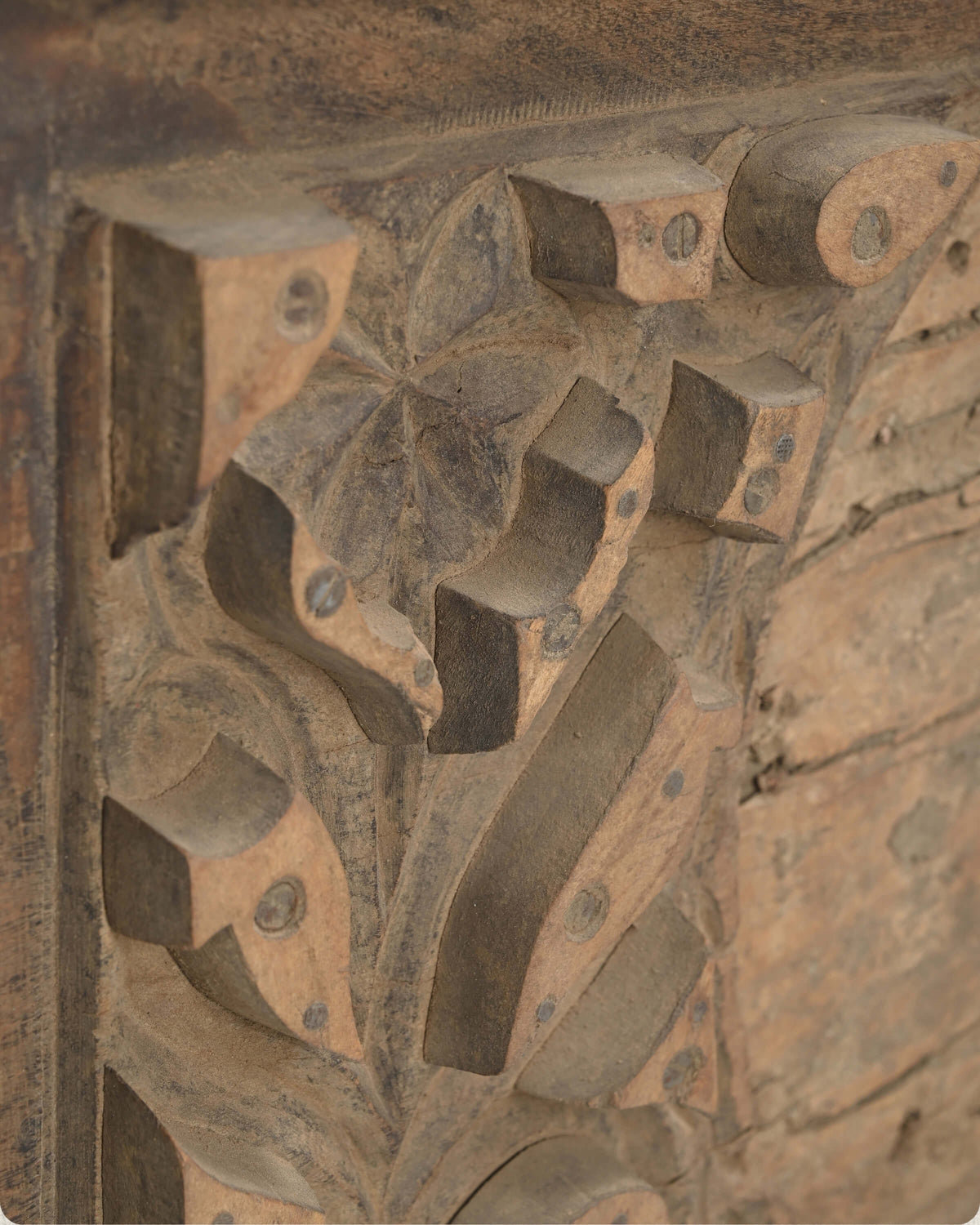 Antique Teak Concrete Mold