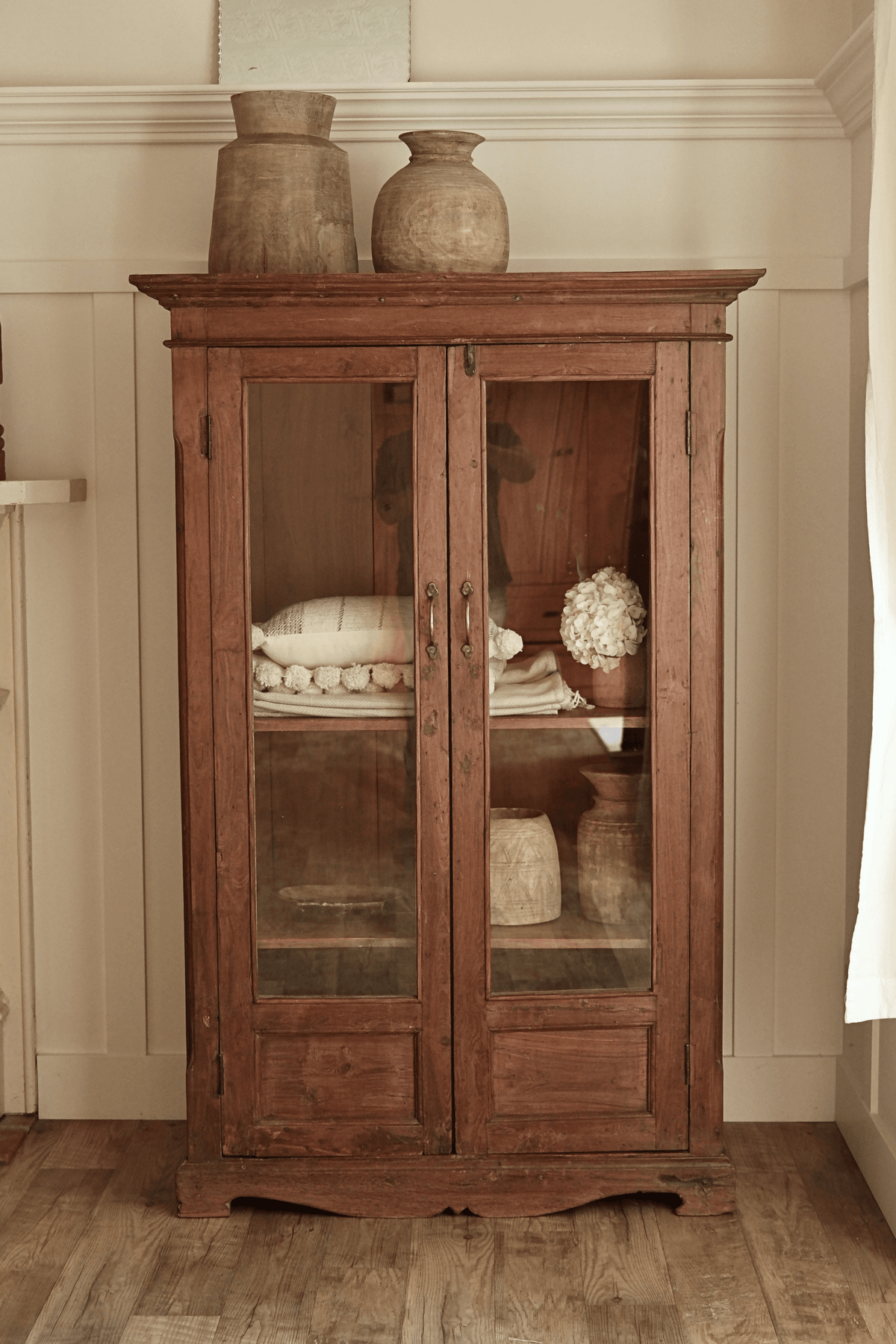 Antique Teak Wood Glass Almirah 3