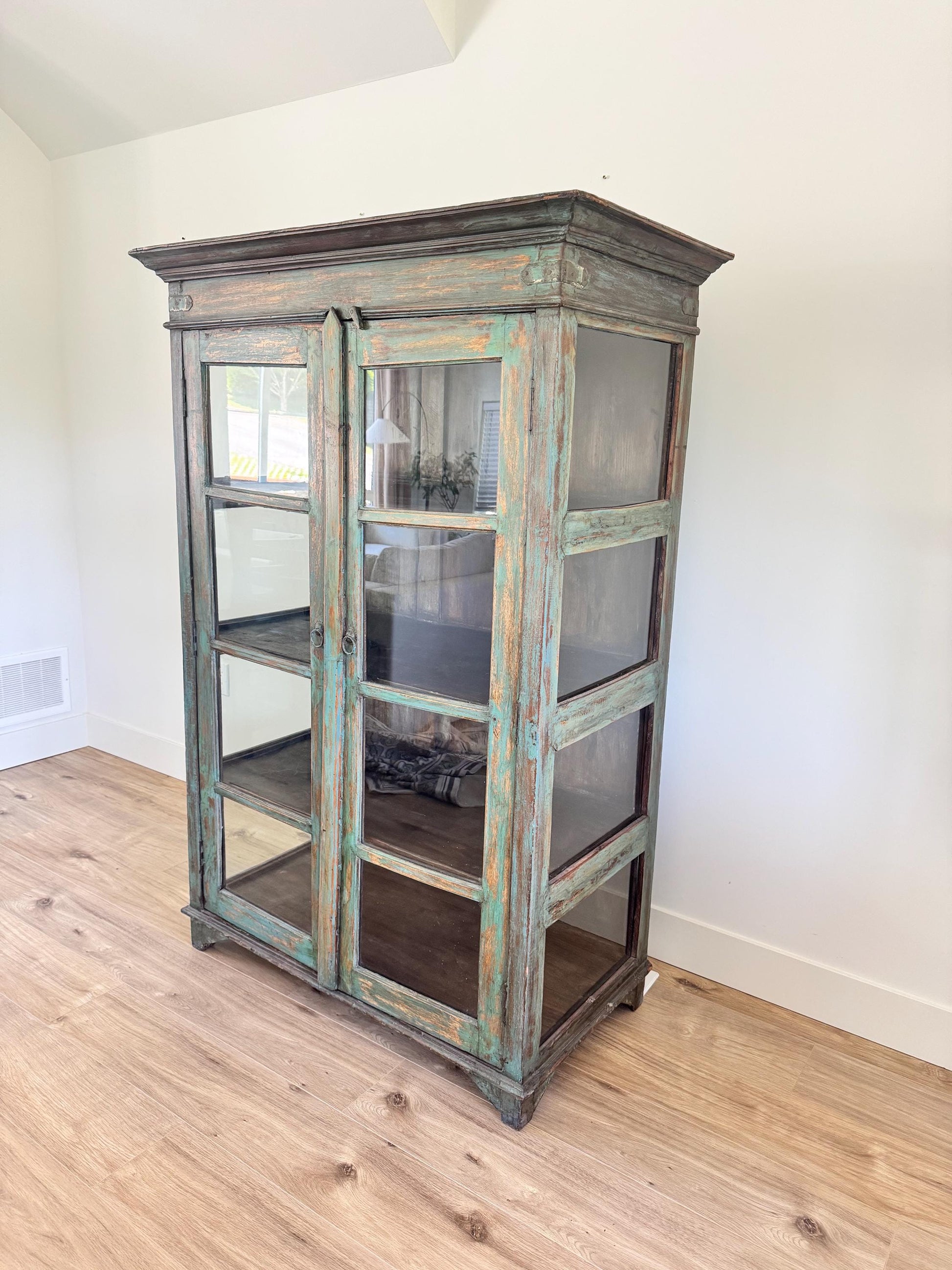 Vintage Oak Wood Cabinet
