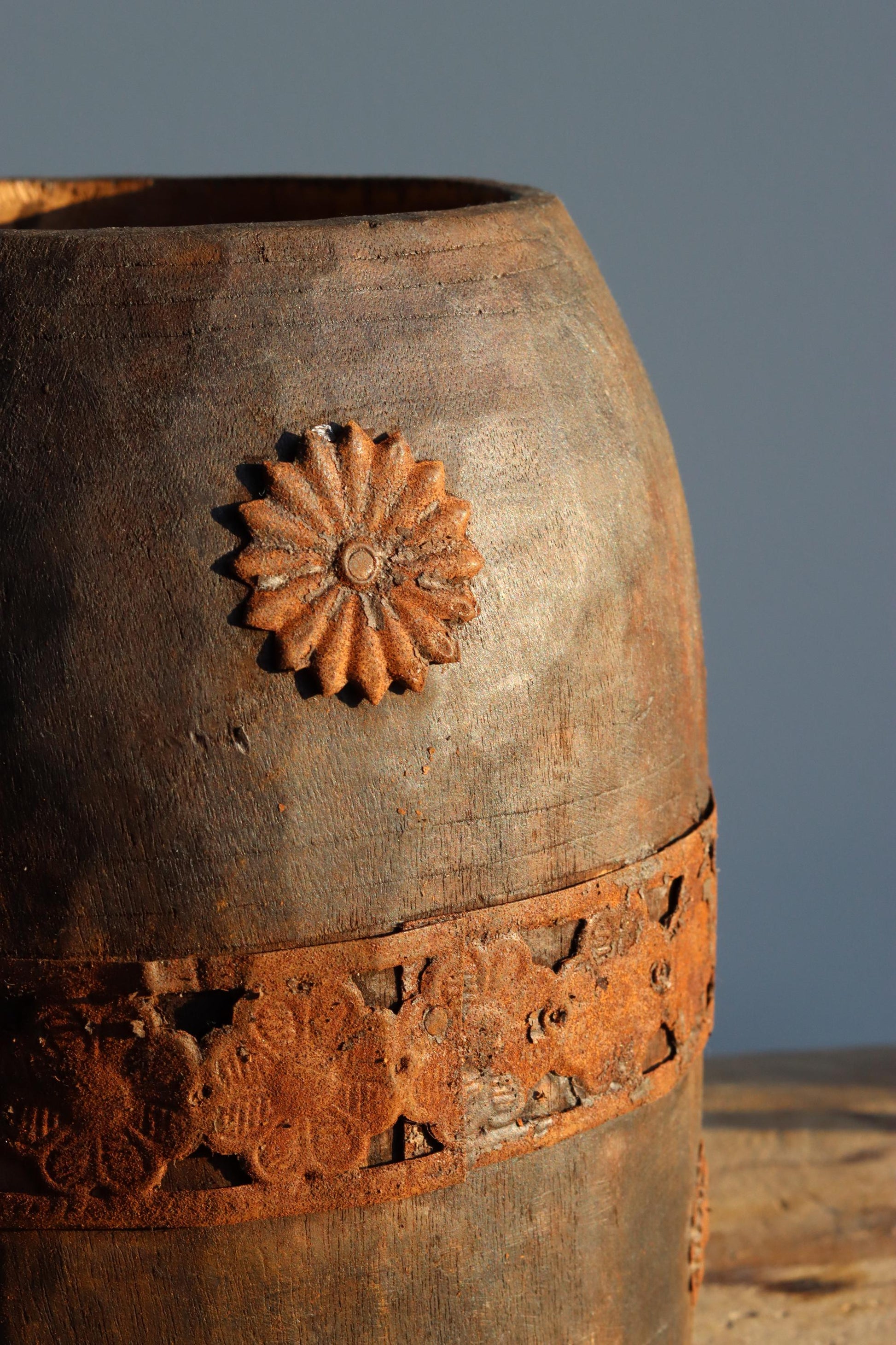 Vintage Wooden Maana Pot
