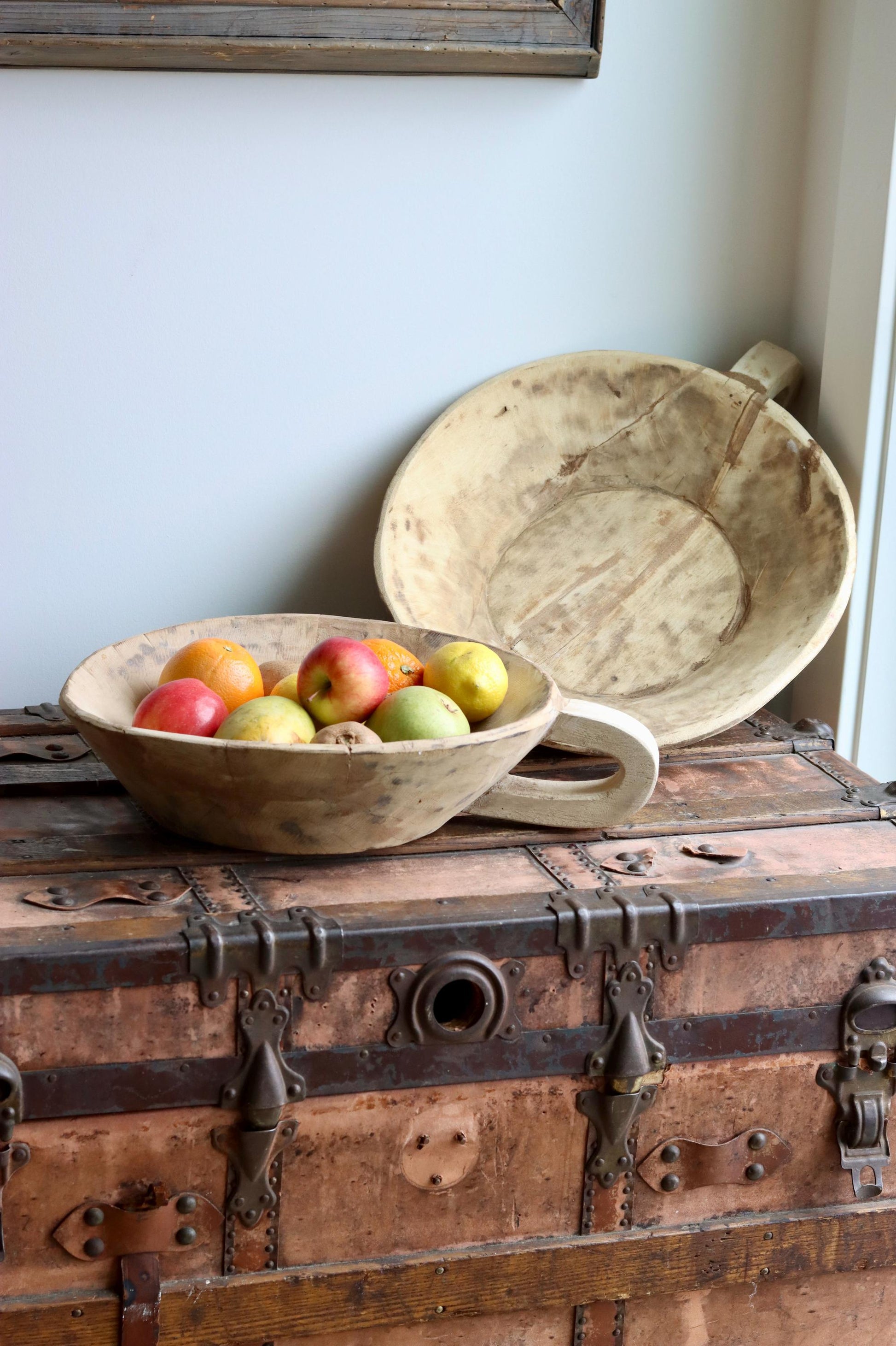 Wooden Vintage One Handle Tray (Parat) Bowl - Reclaimed and Rare Object (Assorted) | Wooden Bowl Rustic Vintage Parat Tray