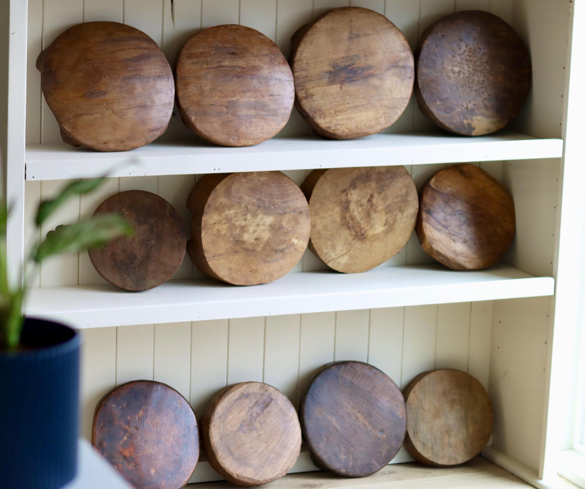 Vintage Teak Wood Chapati Riser (Assorted)