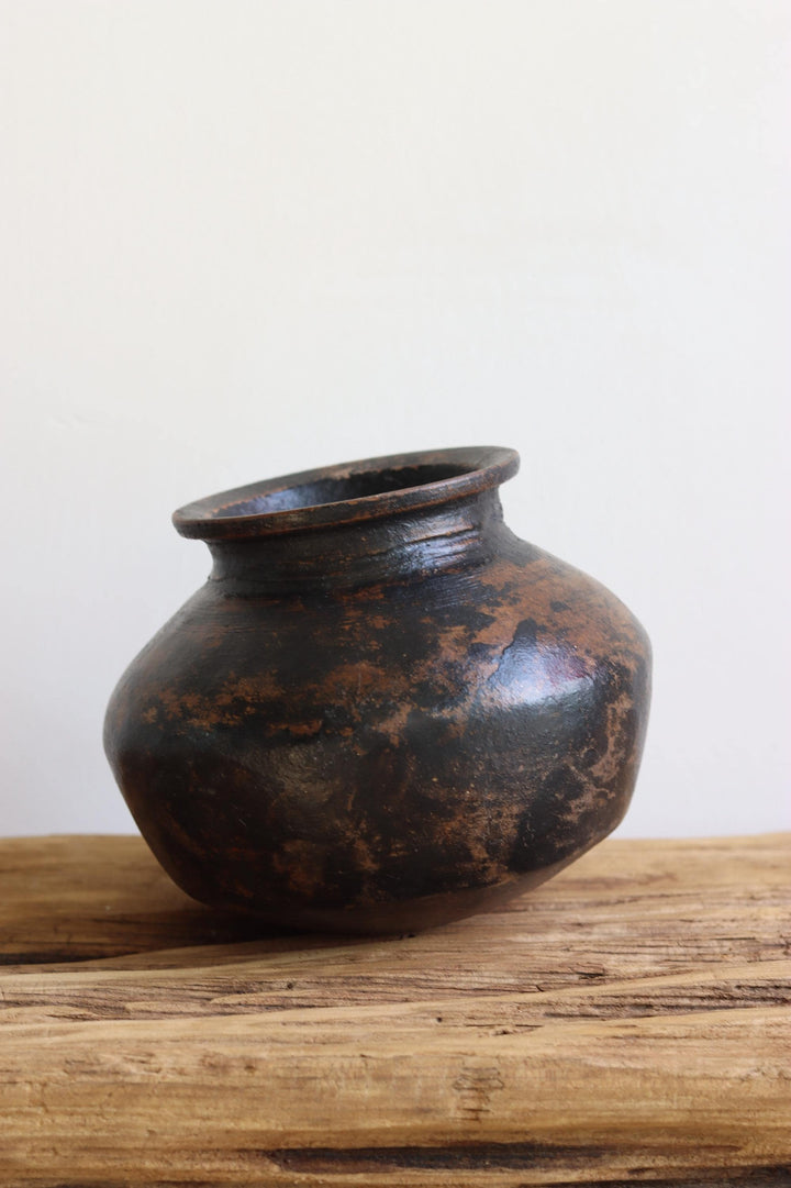Medium Vintage Indian Clay Pot wd Stand , Rustic Pottery Vessels, Rustic Karnataka Terracotta Pot , Farmhouse Decor,  Antique Earthen Vessel - Project Kalaā