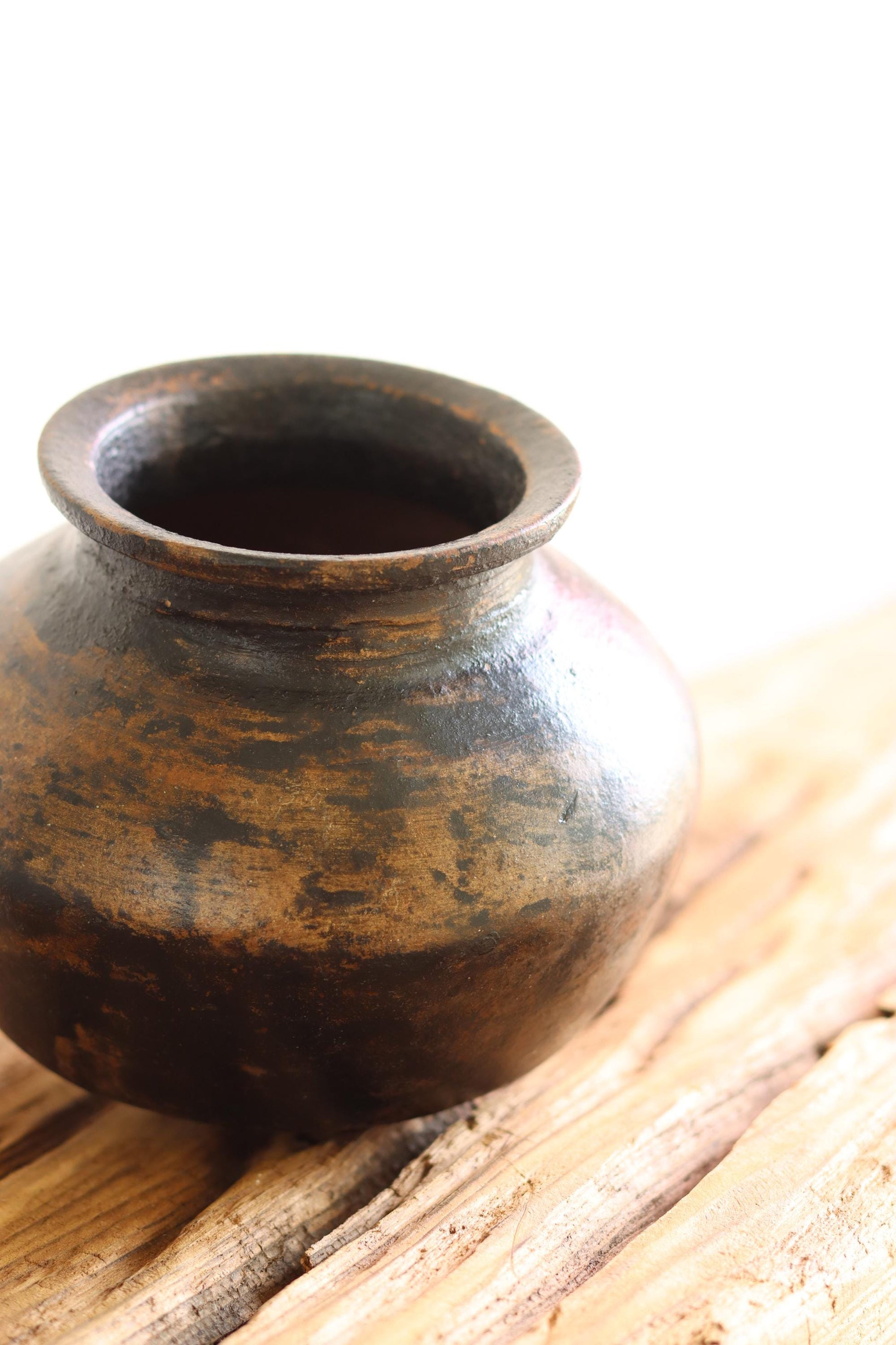Medium Vintage Indian Clay Pot wd Stand , Rustic Pottery Vessels, Rustic Karnataka Terracotta Pot , Farmhouse Decor,  Antique Earthen Vessel