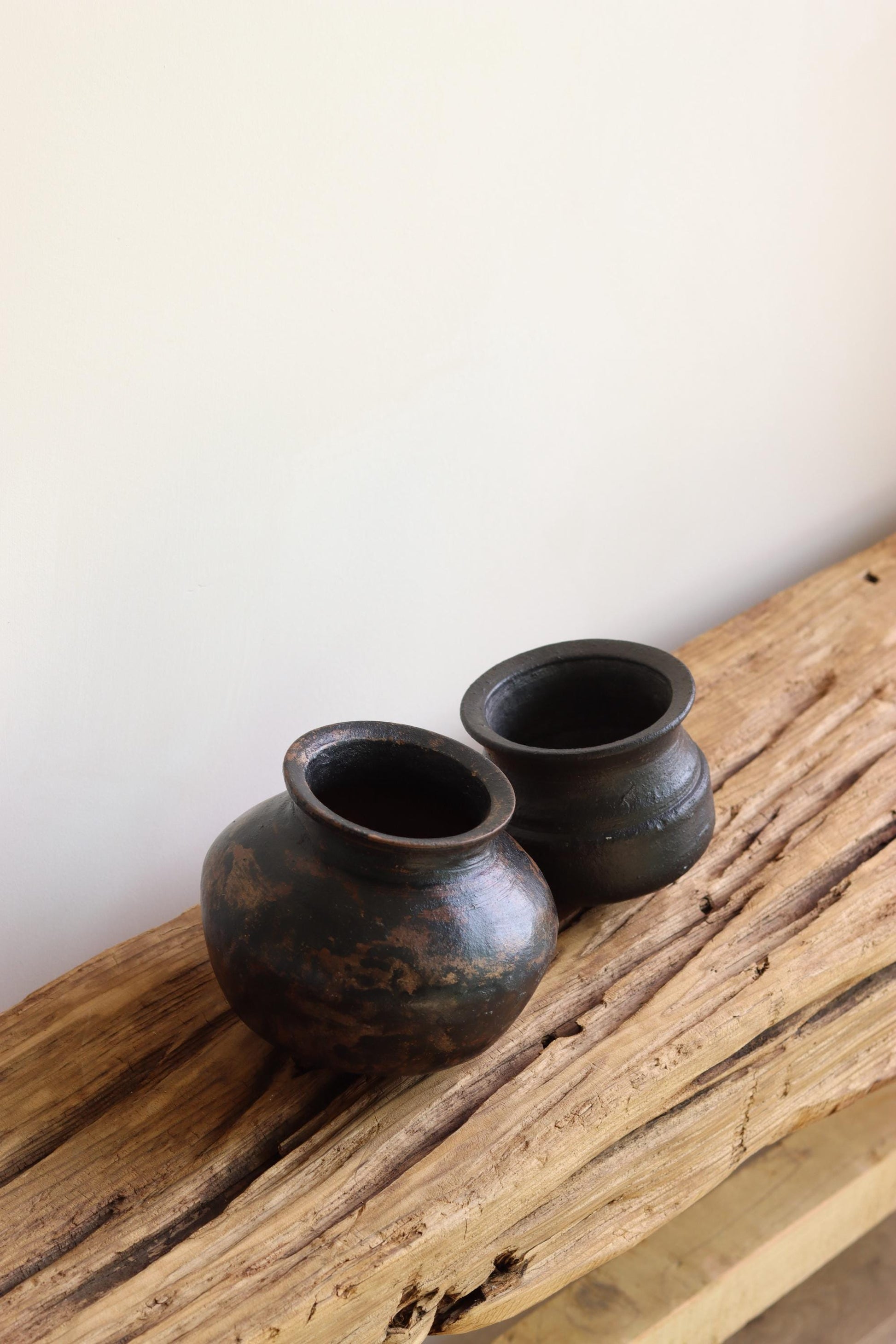 Medium Vintage Indian Clay Pot wd Stand , Rustic Pottery Vessels, Rustic Karnataka Terracotta Pot , Farmhouse Decor,  Antique Earthen Vessel