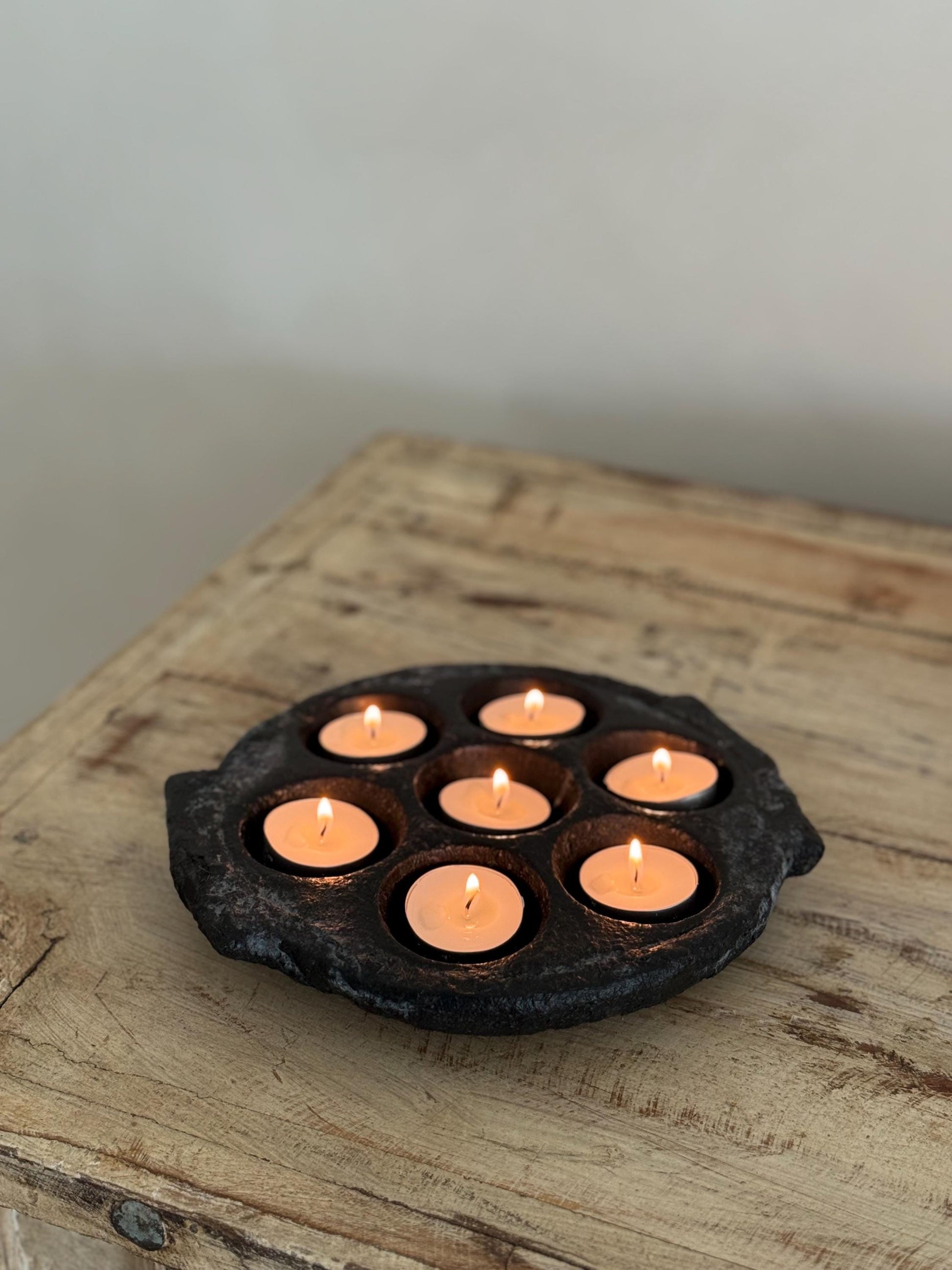 Vintage Black Hand Carved Stone Idli Plate (Assorted)