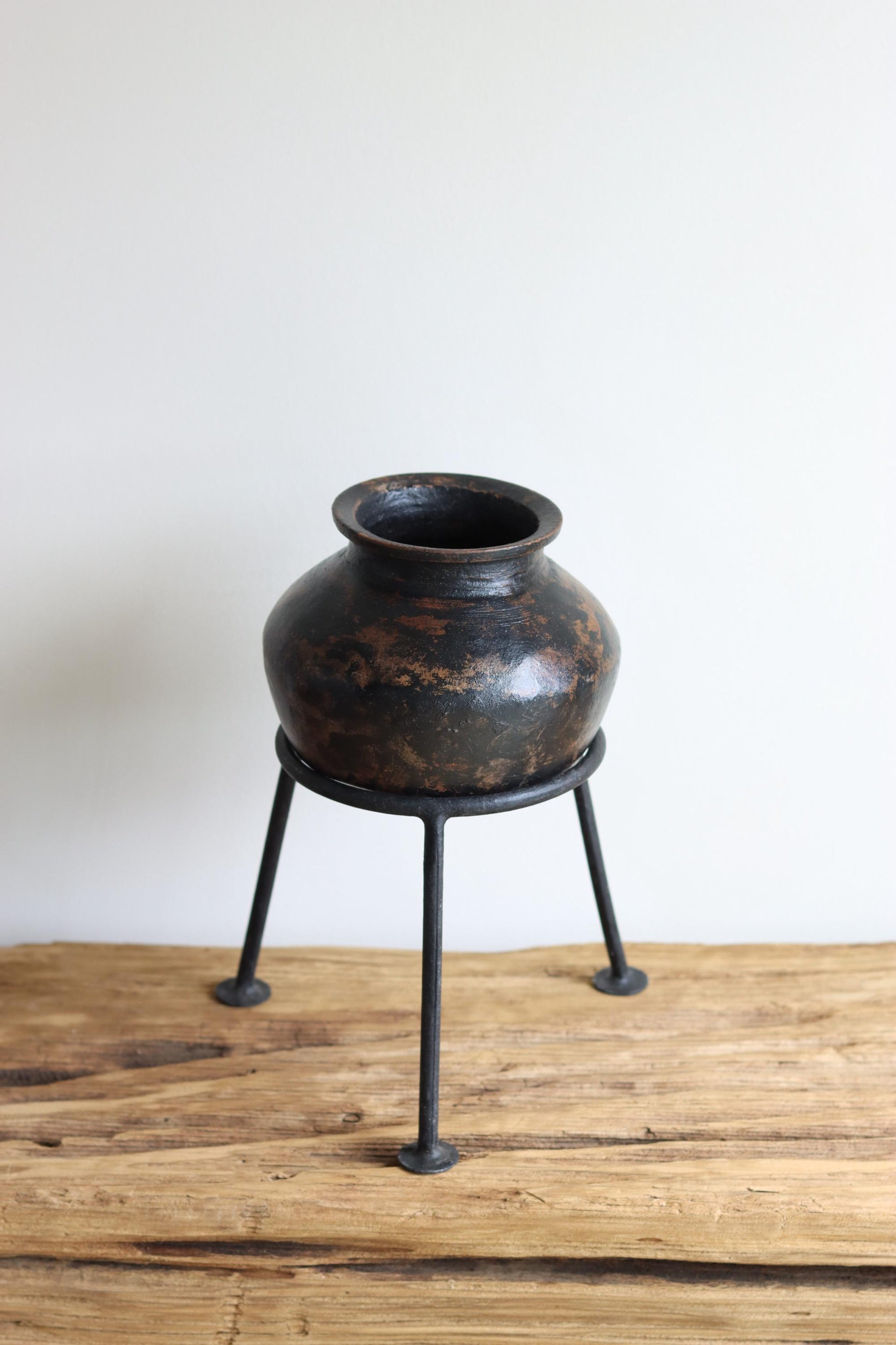 Medium Vintage Indian Clay Pot wd Stand , Rustic Pottery Vessels, Rustic Karnataka Terracotta Pot , Farmhouse Decor,  Antique Earthen Vessel