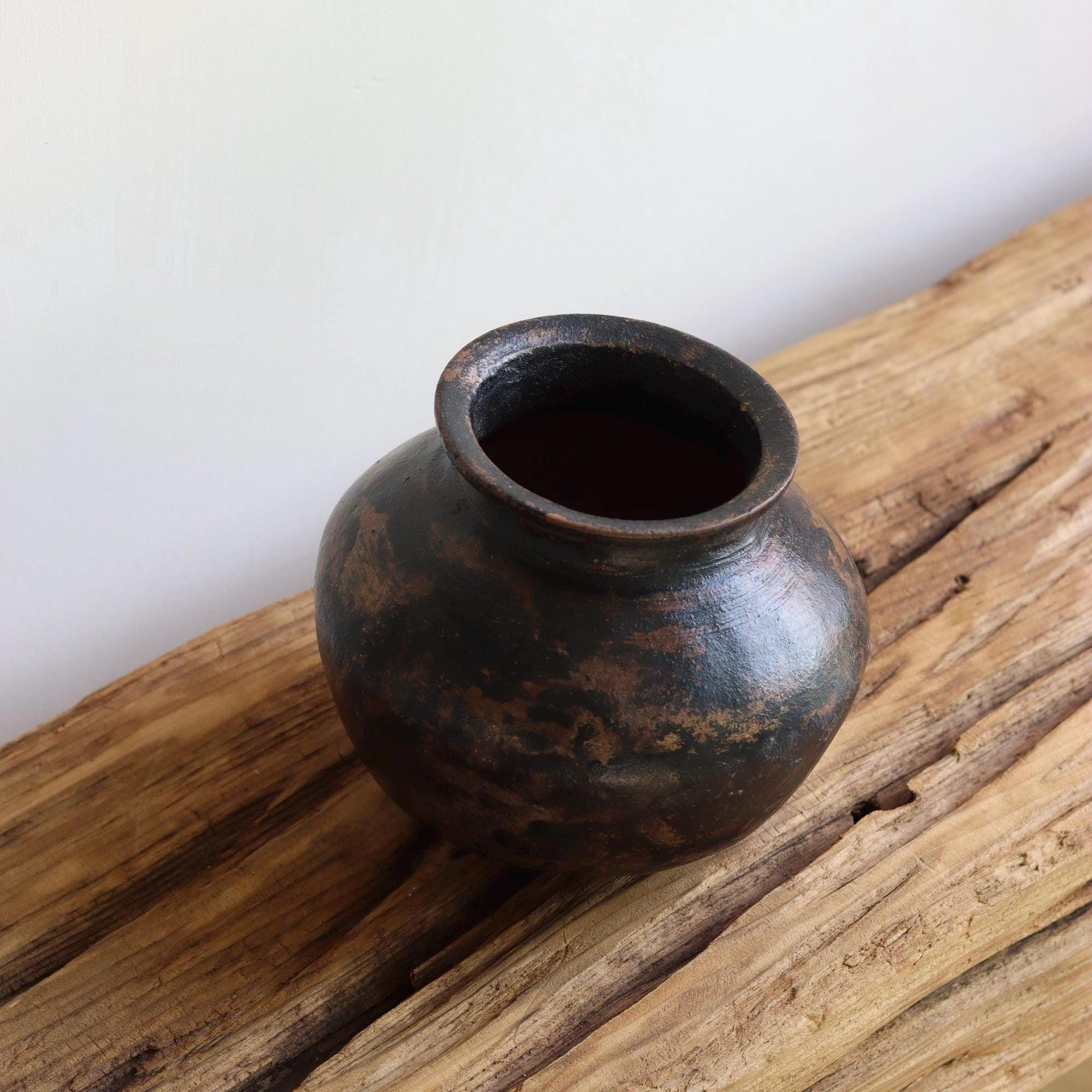 Medium Vintage Indian Clay Pot wd Stand , Rustic Pottery Vessels, Rustic Karnataka Terracotta Pot , Farmhouse Decor,  Antique Earthen Vessel