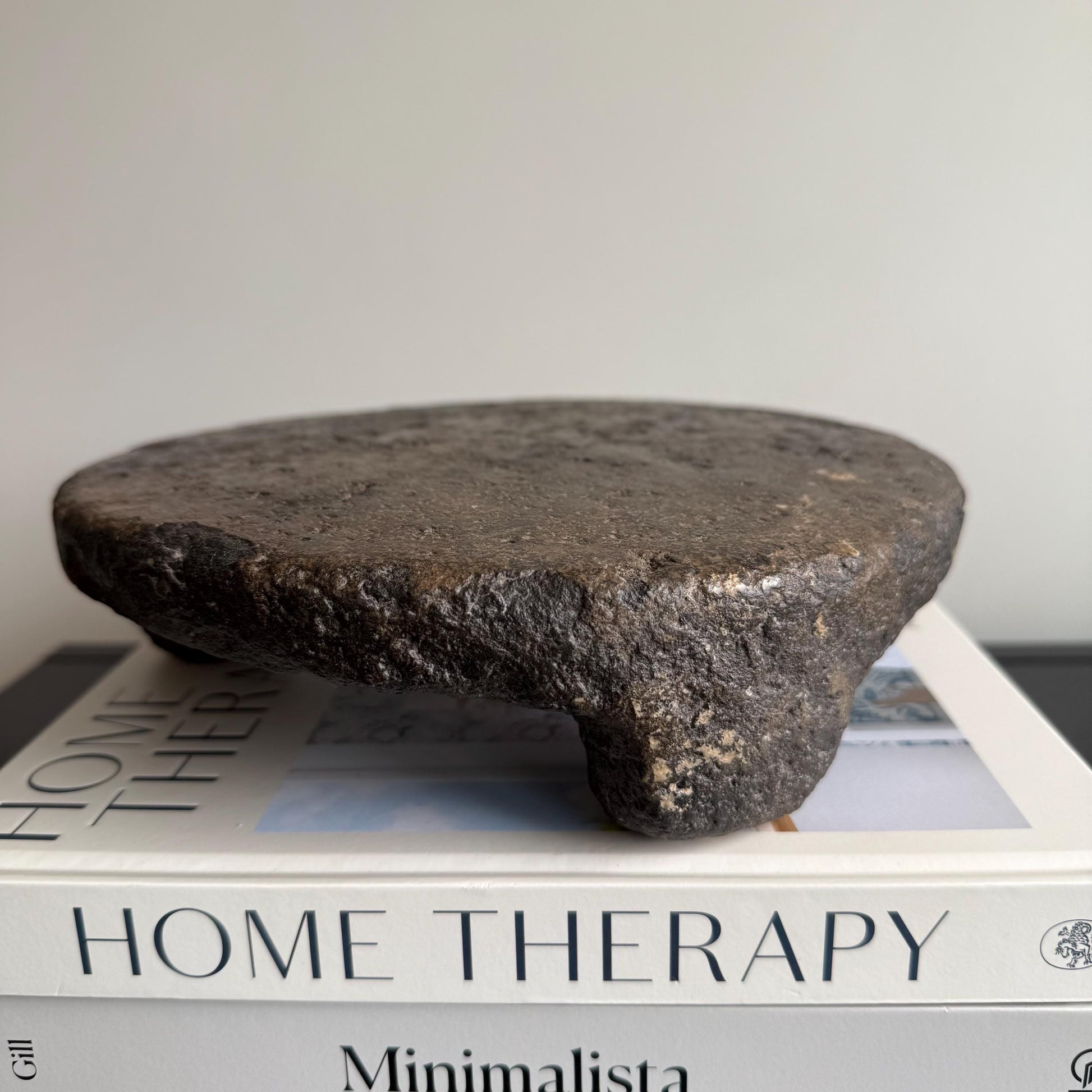 Vintage Stone Chapati Riser 9"