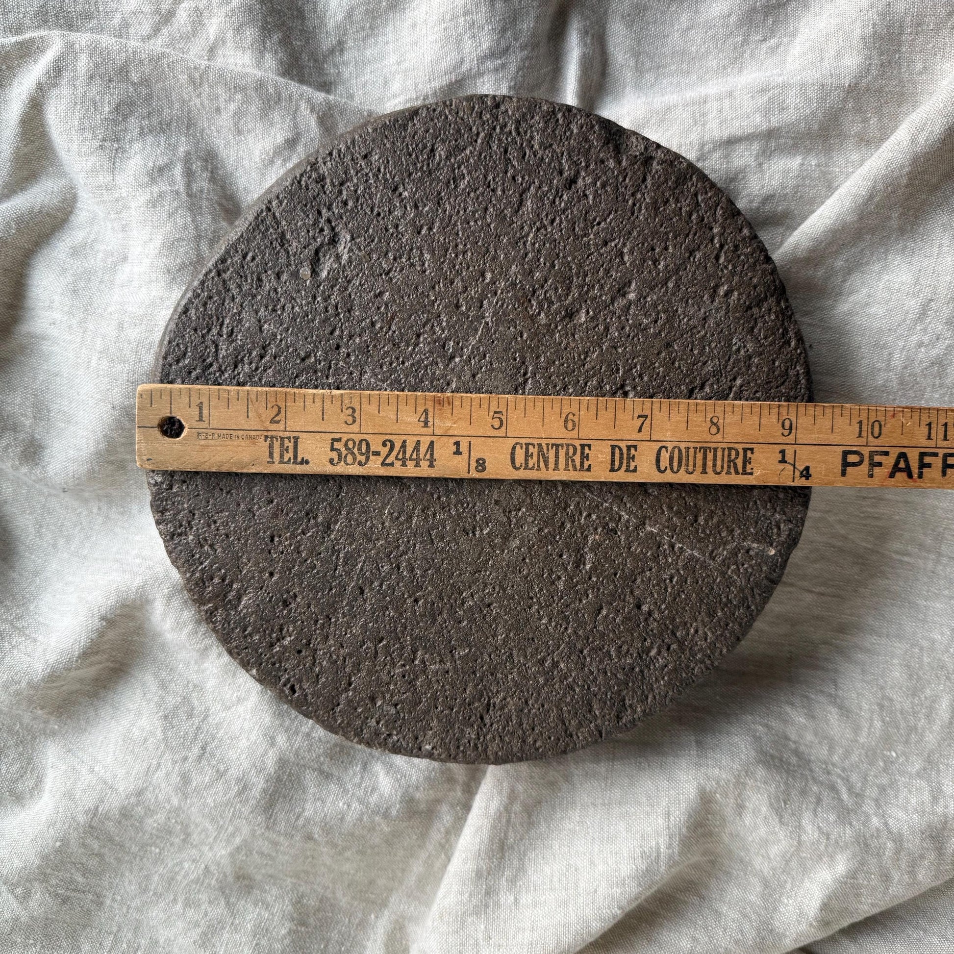 Vintage Stone Chapati Riser 9.2