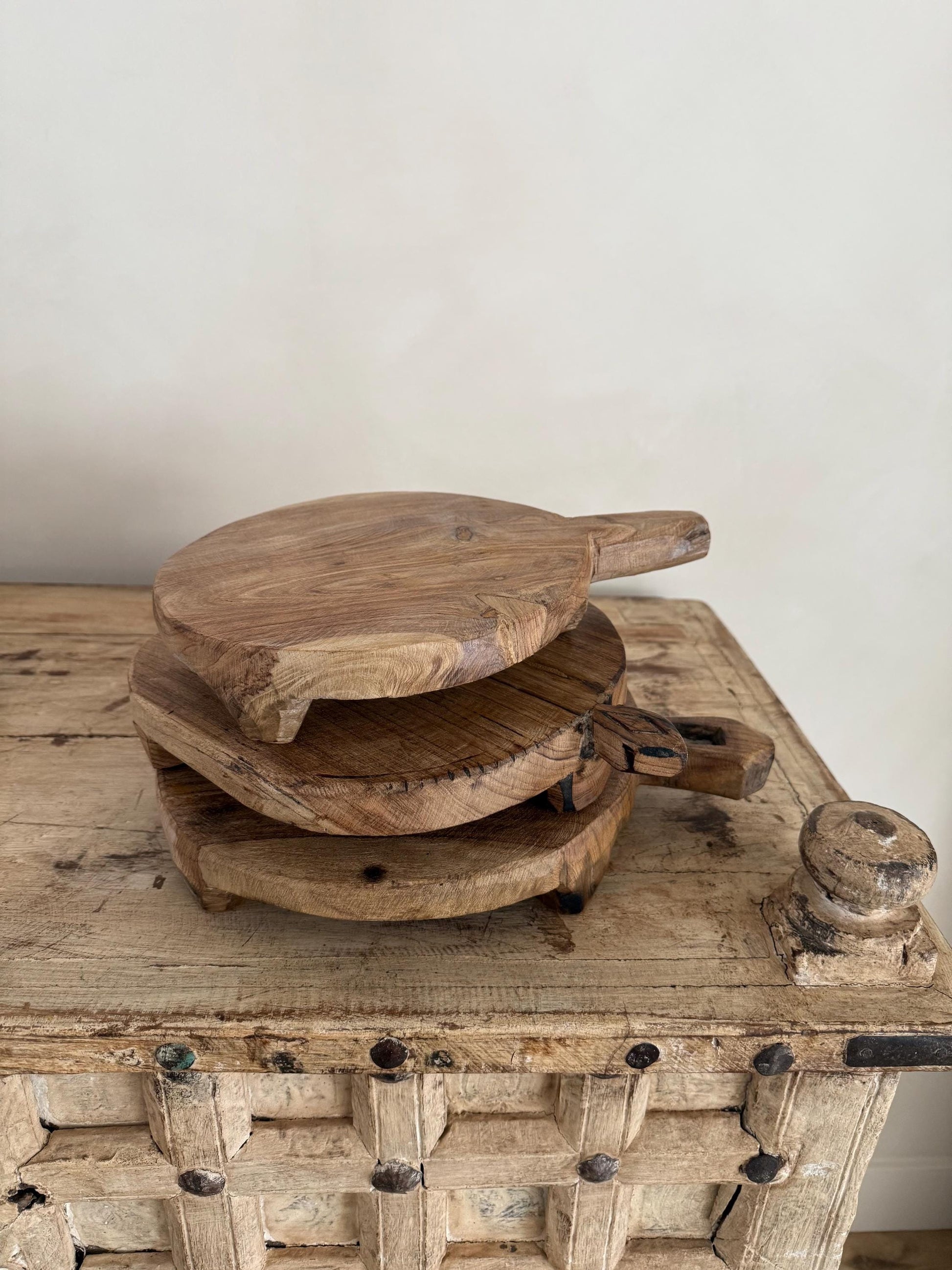Vintage Teak Wood Chapati Riser with Handle (Assorted)