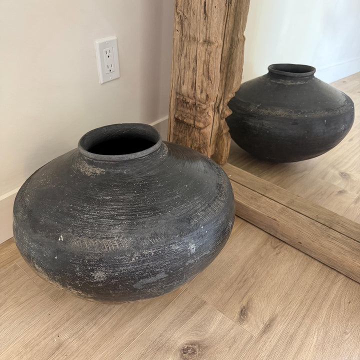 XL Rustic Vintage Clay Pot with Stand - Project Kalaā