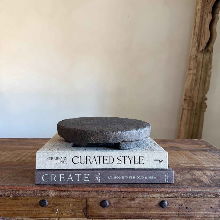 Vintage Stone Chapati Riser 9"