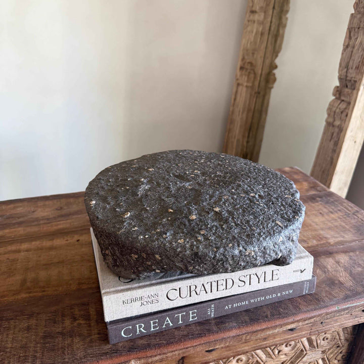 Vintage Stone Chapati Riser 11"