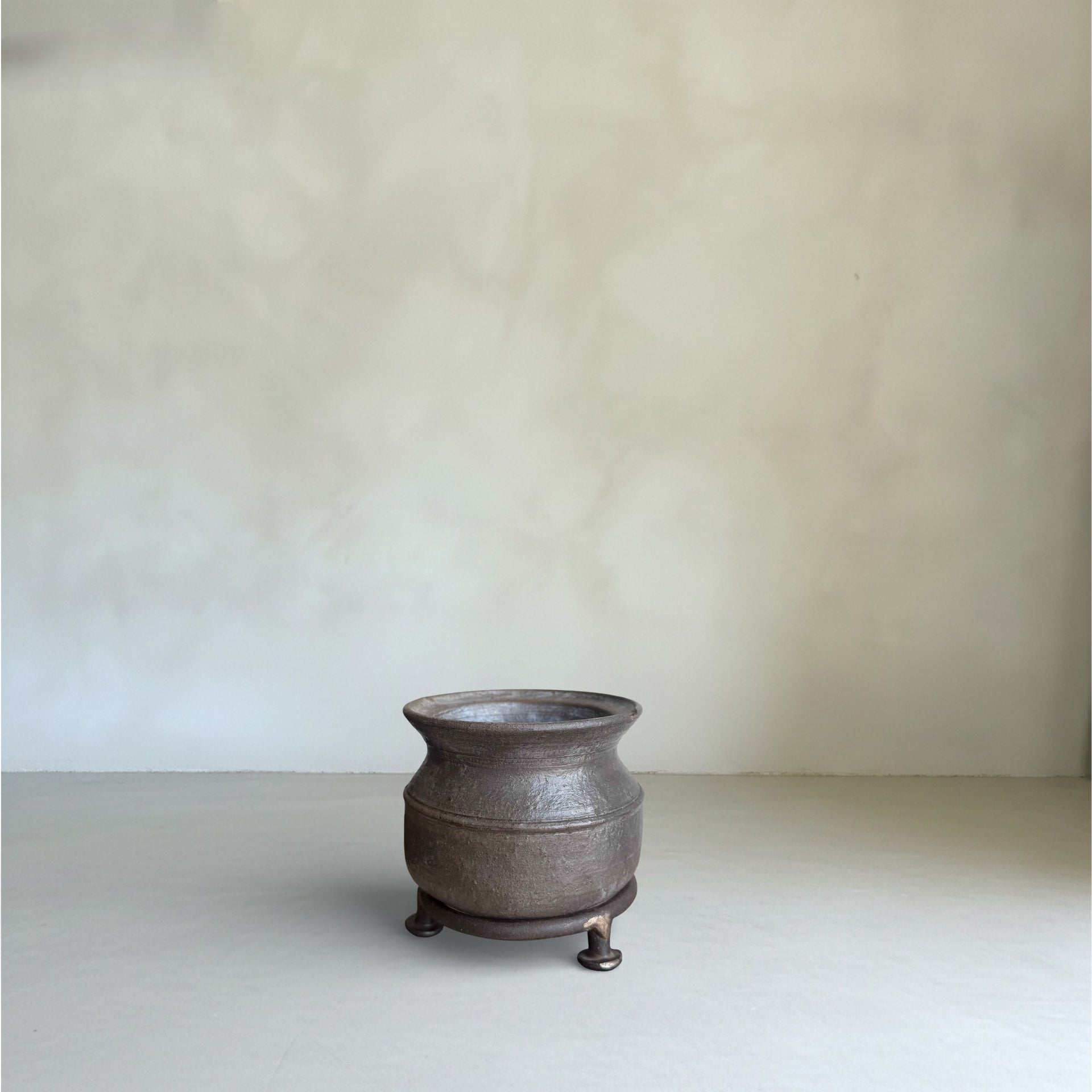 Mini Clay Pot 4