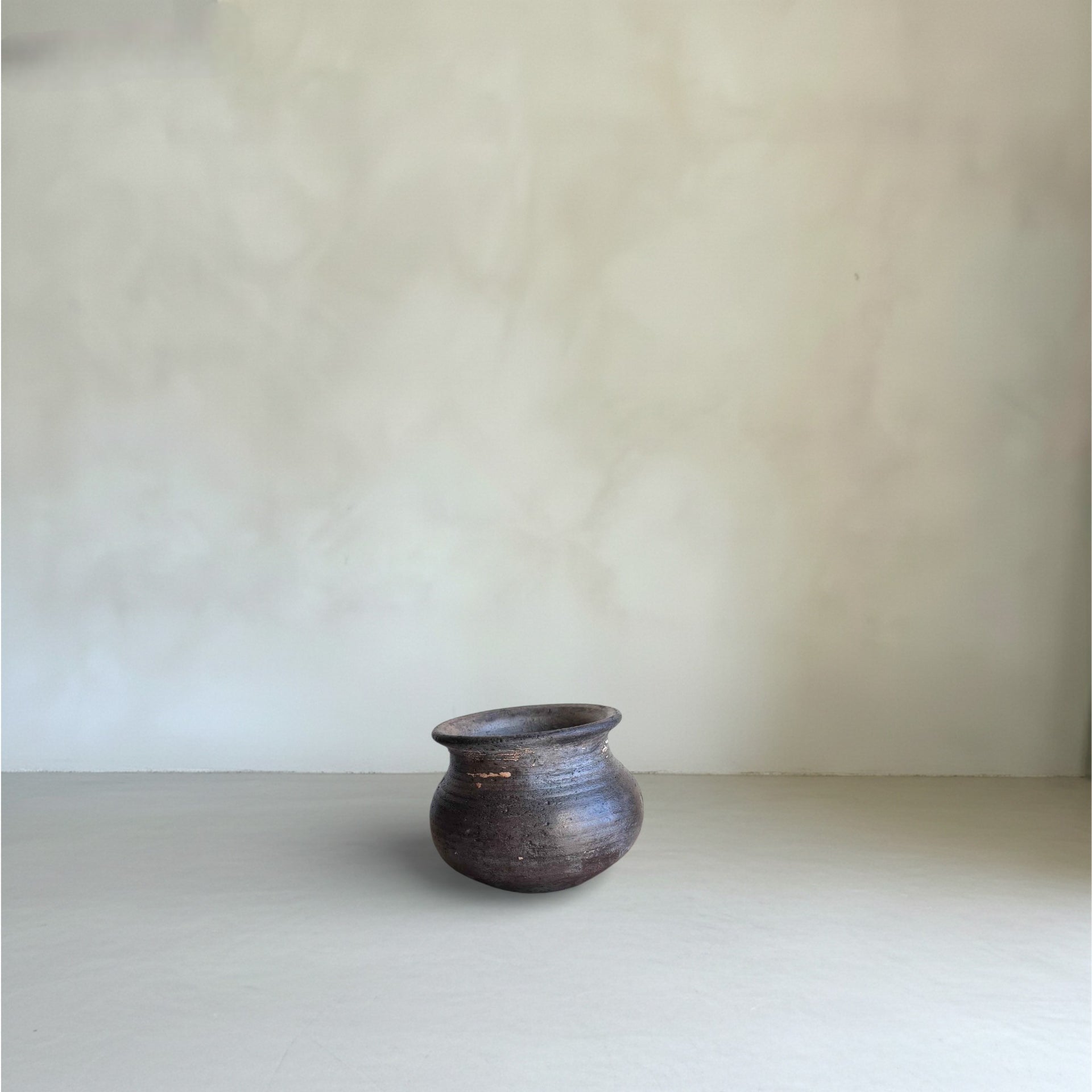 Mini Clay Pot 8