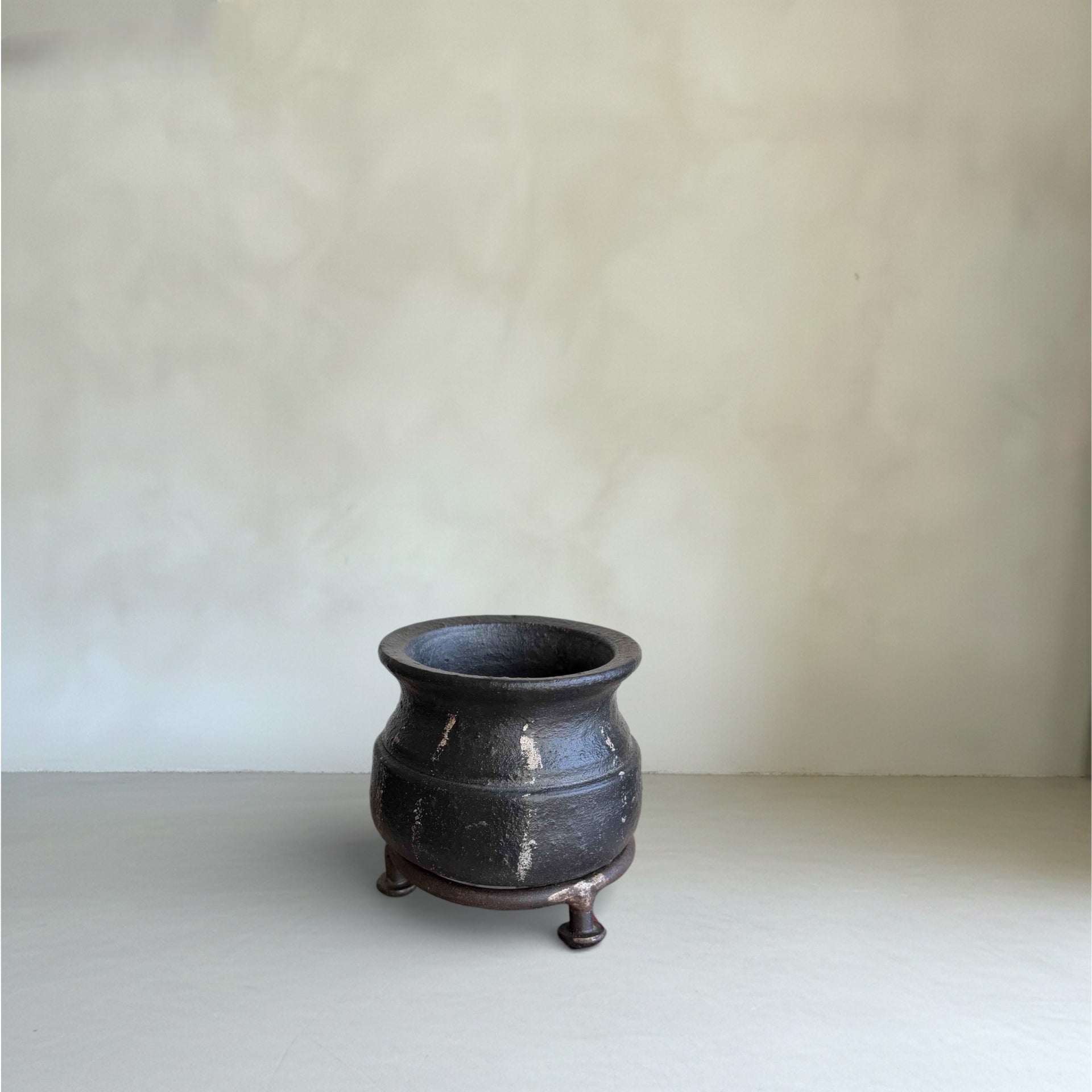 Mini Clay Pot 15