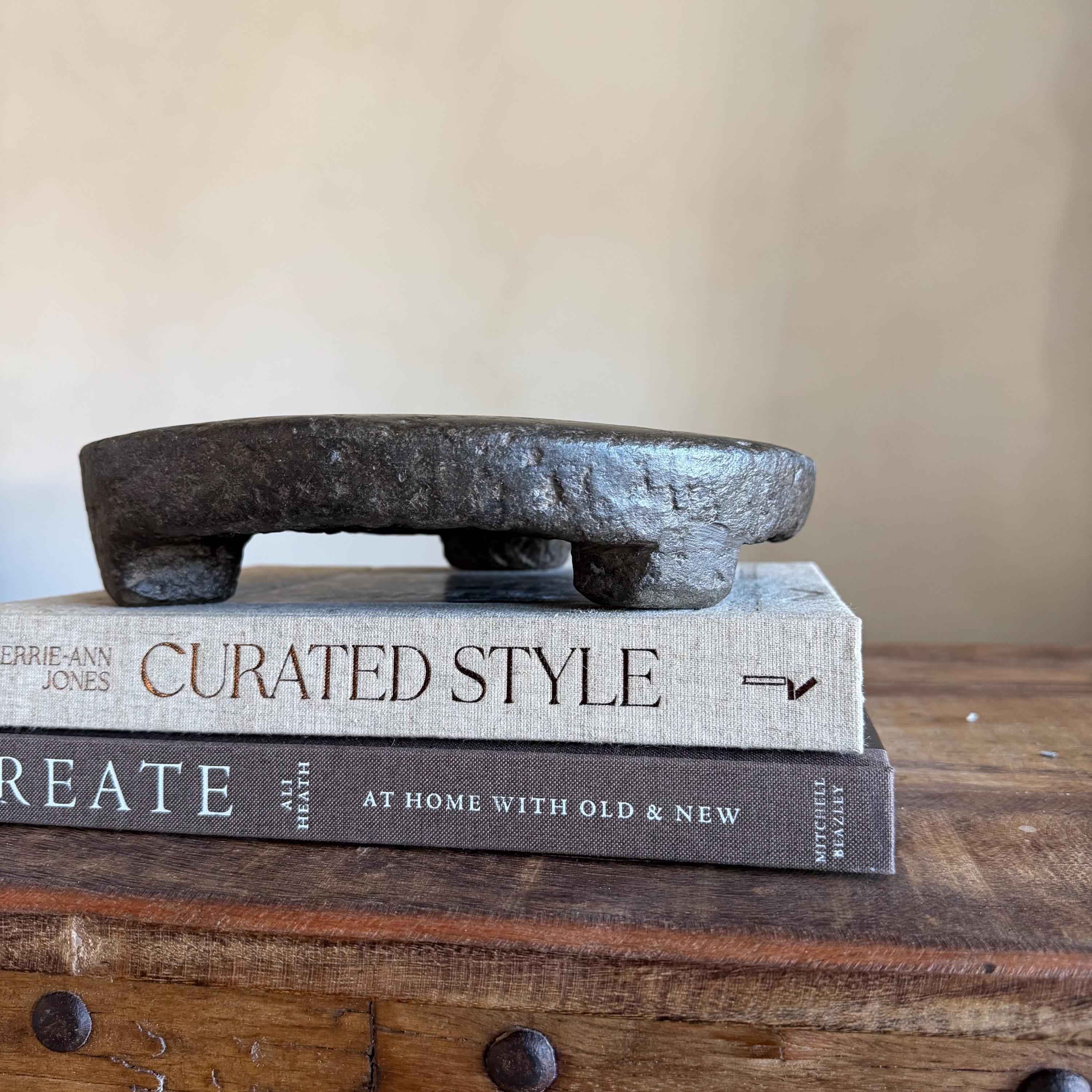 Vintage Stone Chapati Riser 10"