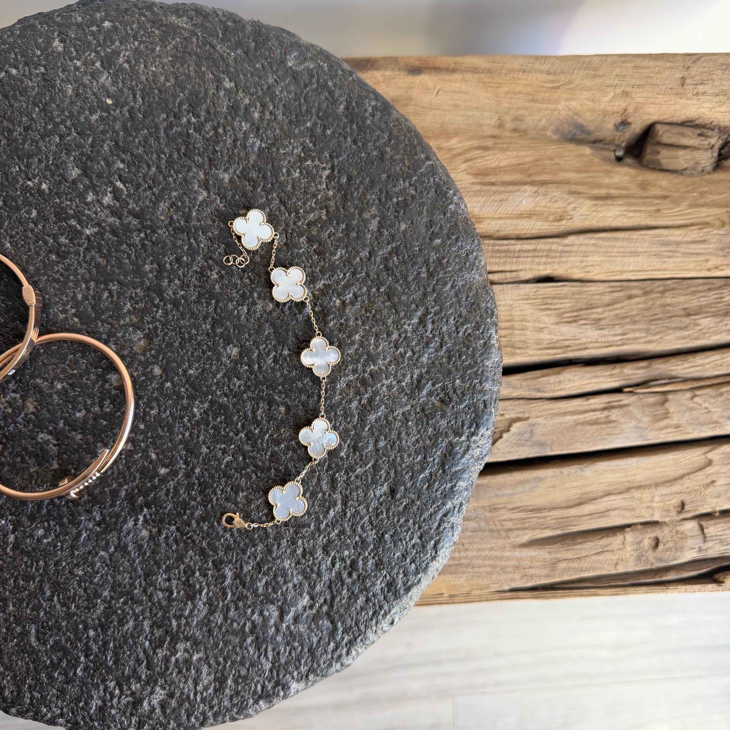 Vintage Stone Chapati Riser 10"