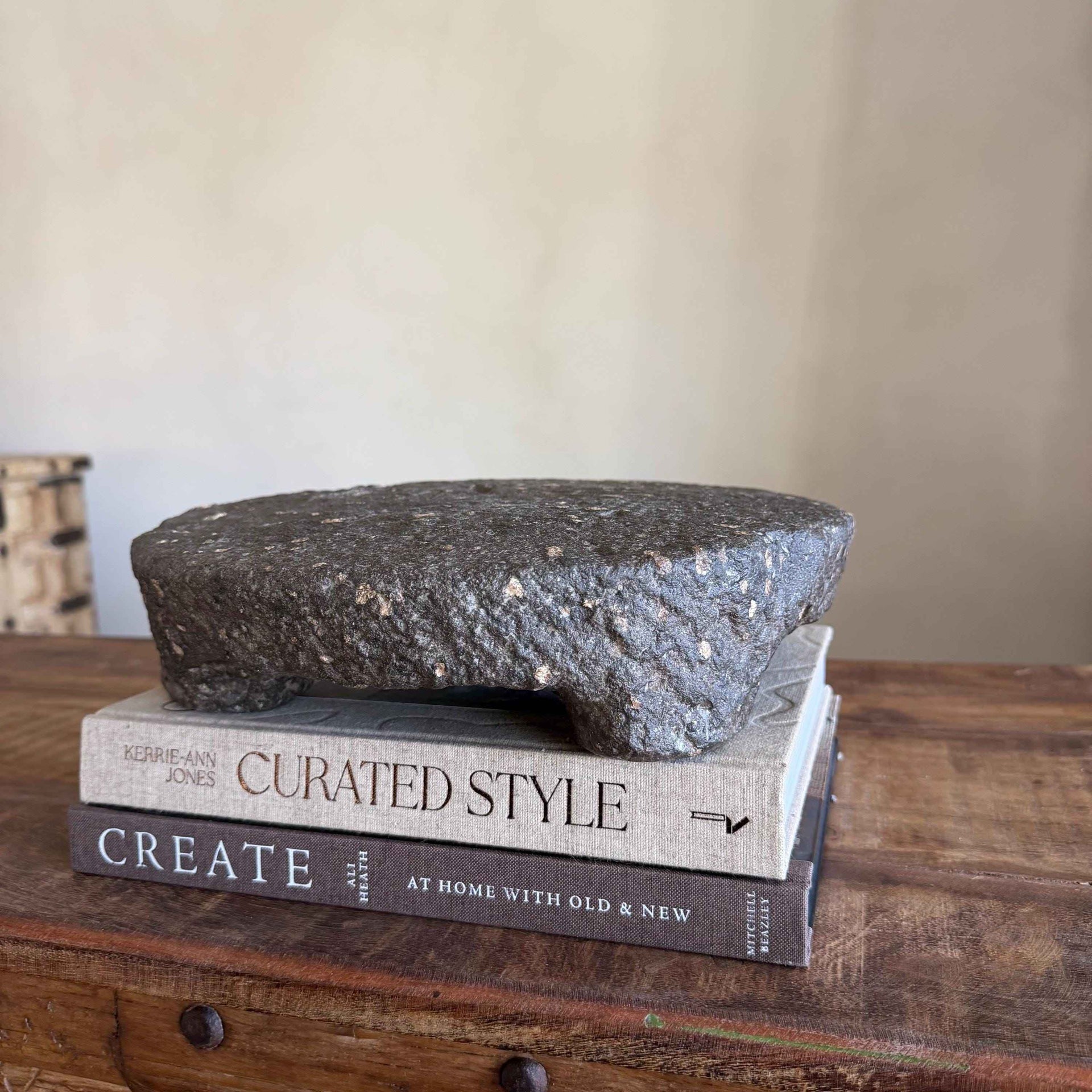 Vintage Stone Chapati Riser 11"