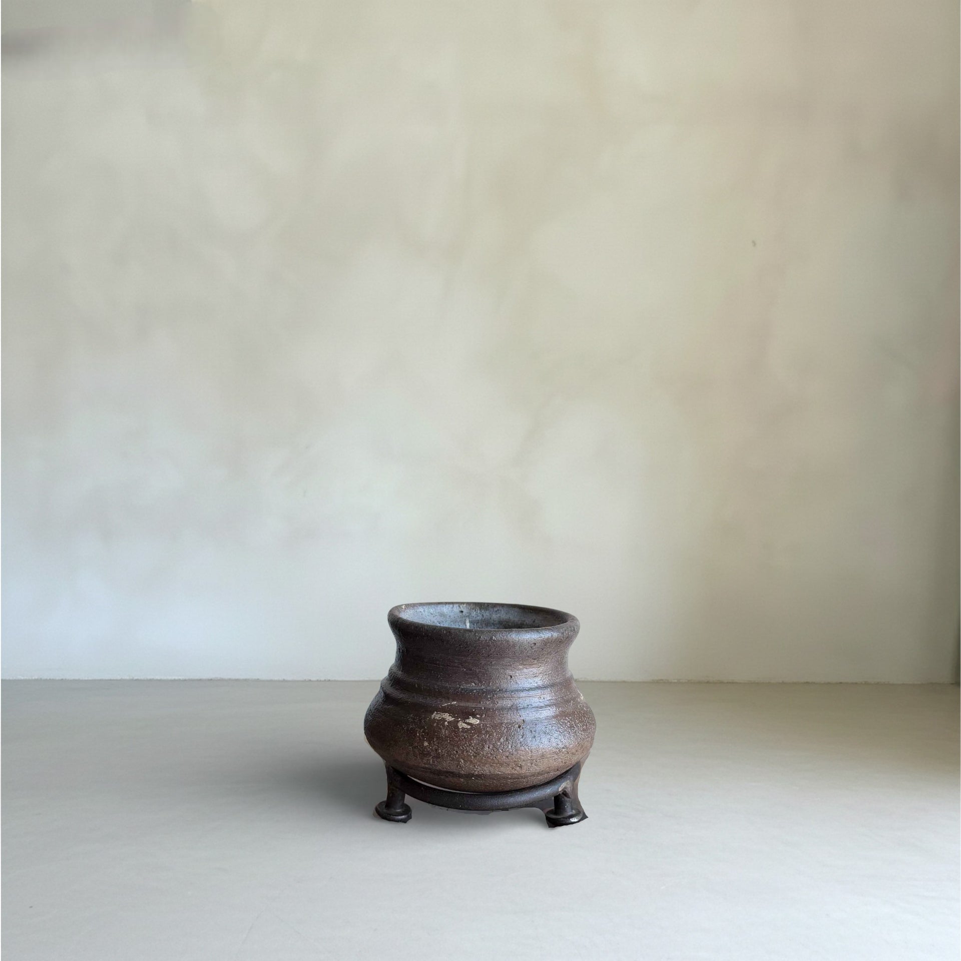 Mini Clay Pot 2
