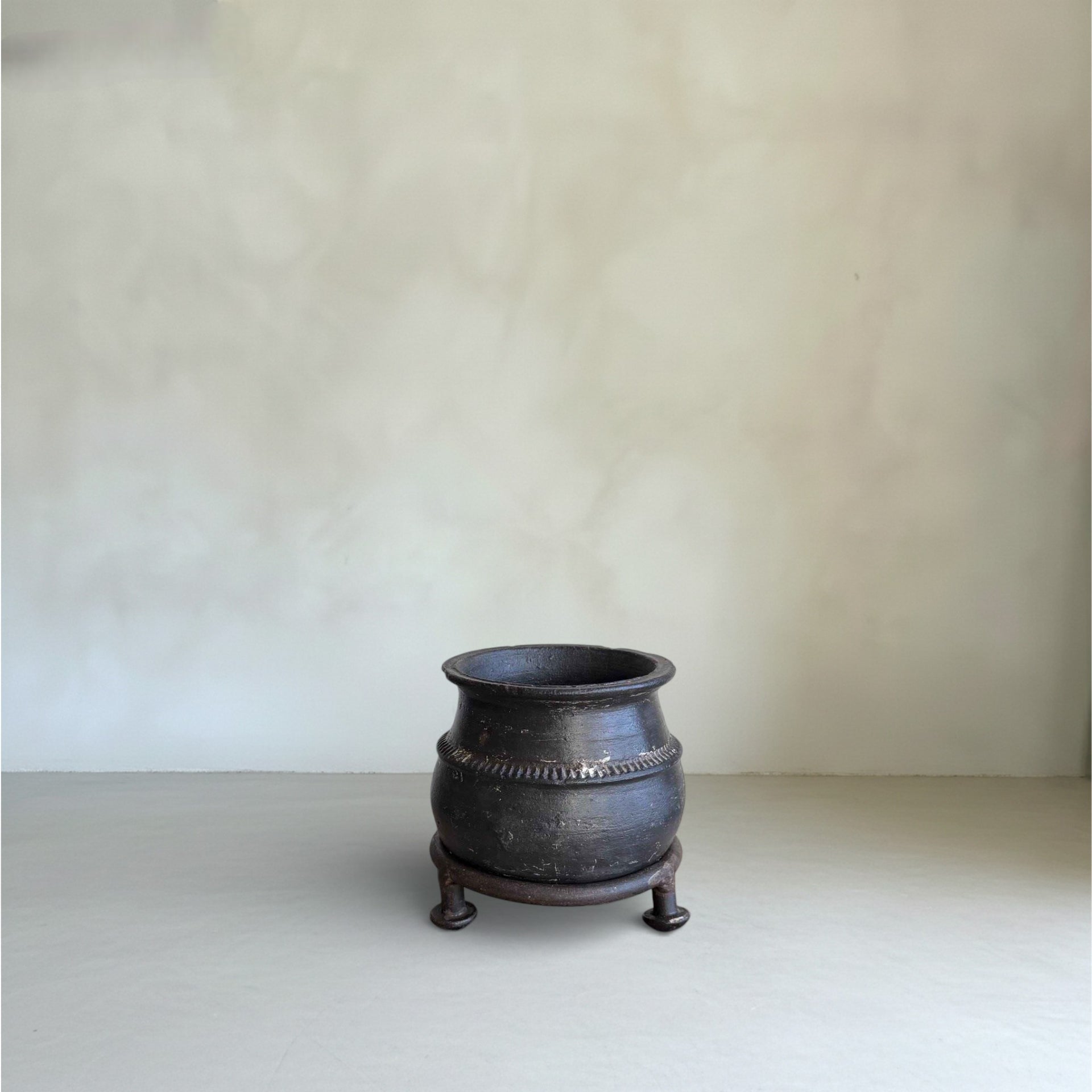 Mini Clay Pot 14