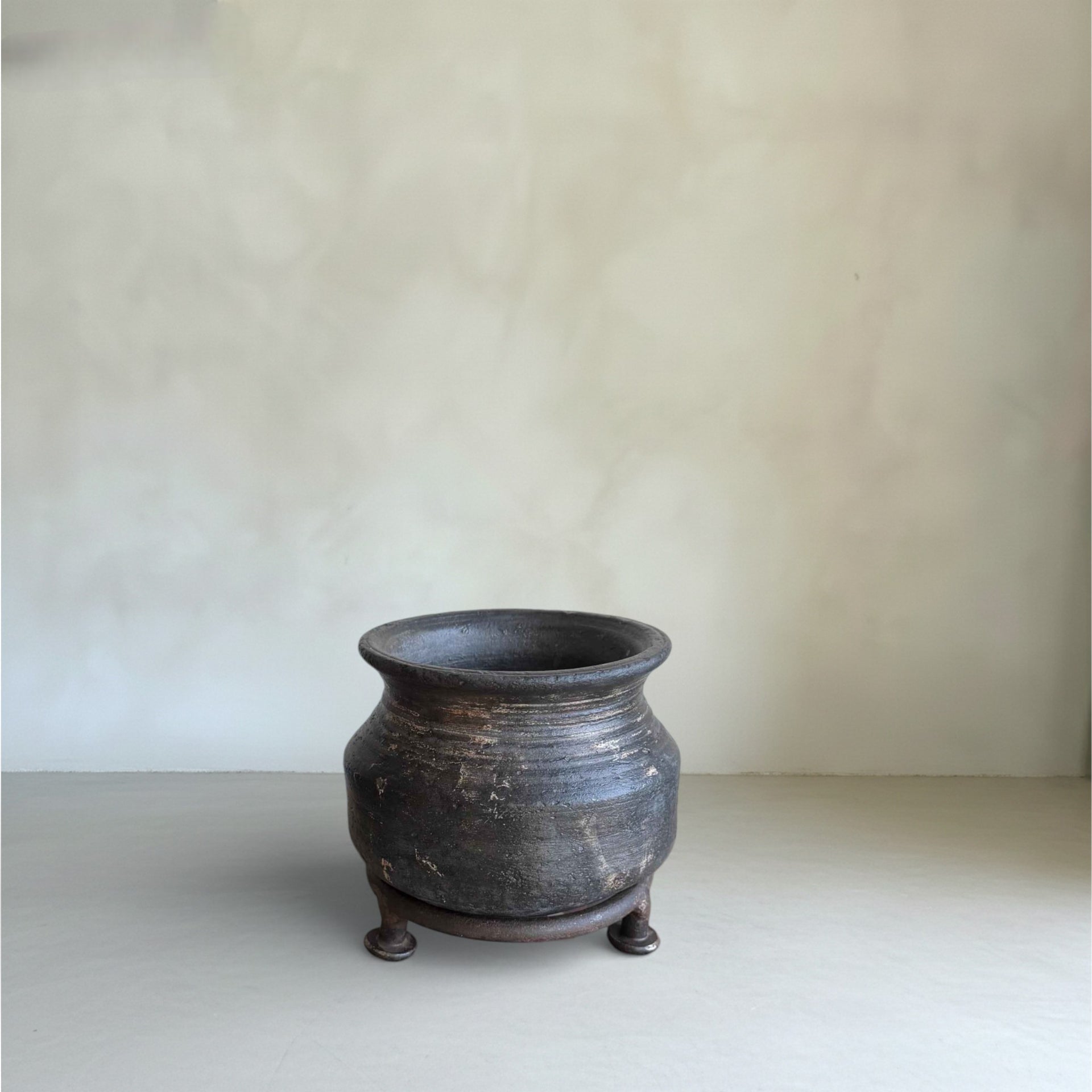 Mini Clay Pot 20