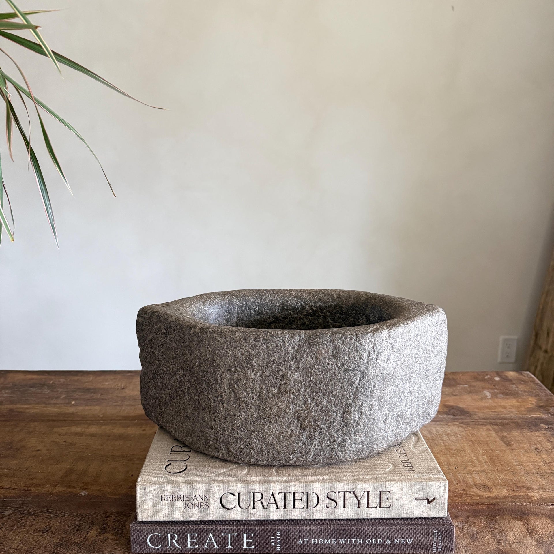 Stone Mortar Planter 36