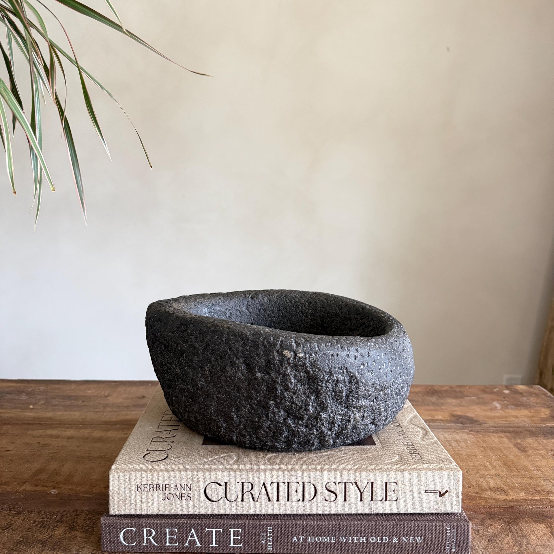 Stone Mortar Planter 40
